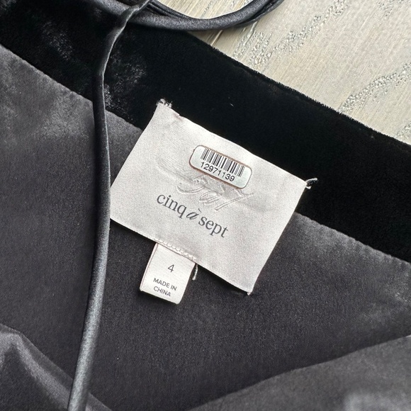 Cinq A Sept Velvet Kiki Dress Side Sash Tie Bow Mini Cocktail - Size 4 - Picture 4 of 9